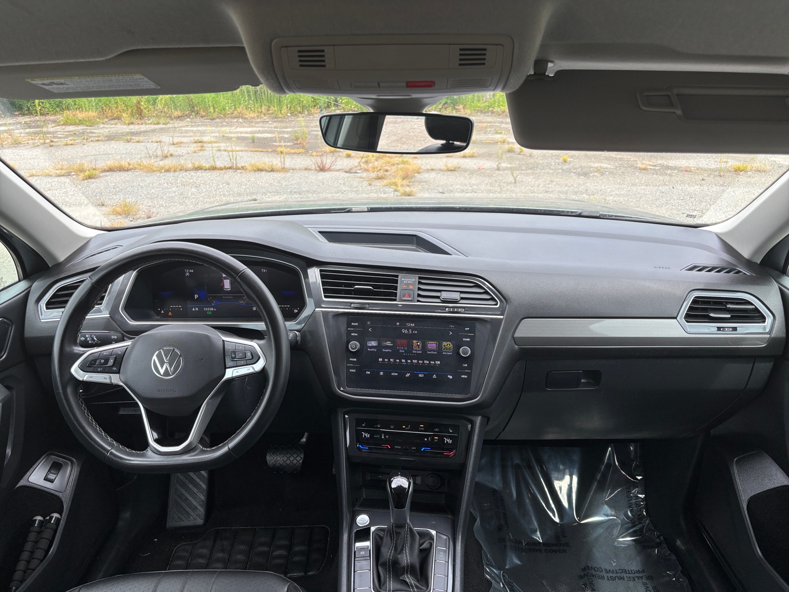 Thumbnail: 2024 Volkswagen Tiguan - 3