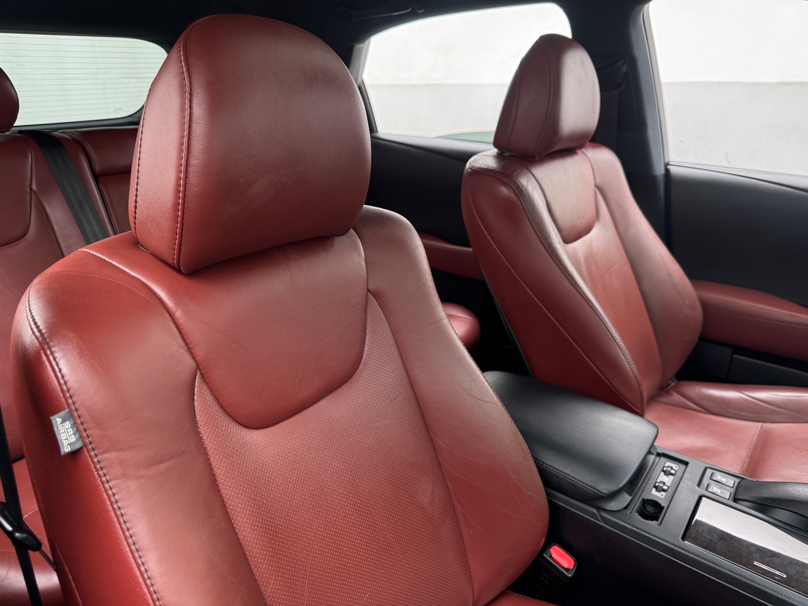 Thumbnail: 2015 Lexus RX - 2