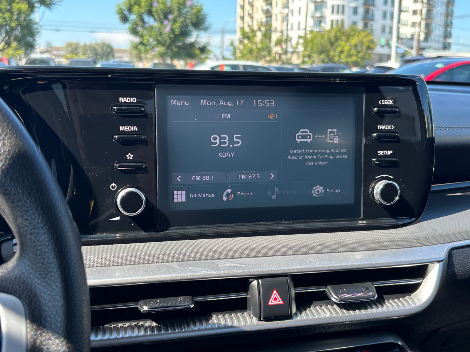 Thumbnail: 2023 Kia K5 - 4