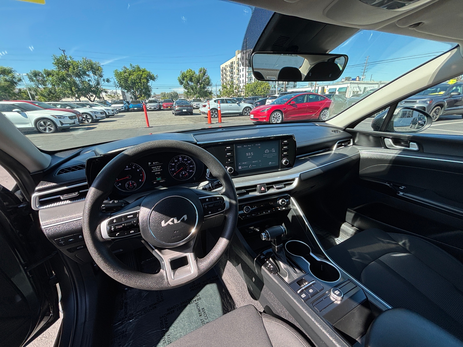 Thumbnail: 2023 Kia K5 - 3