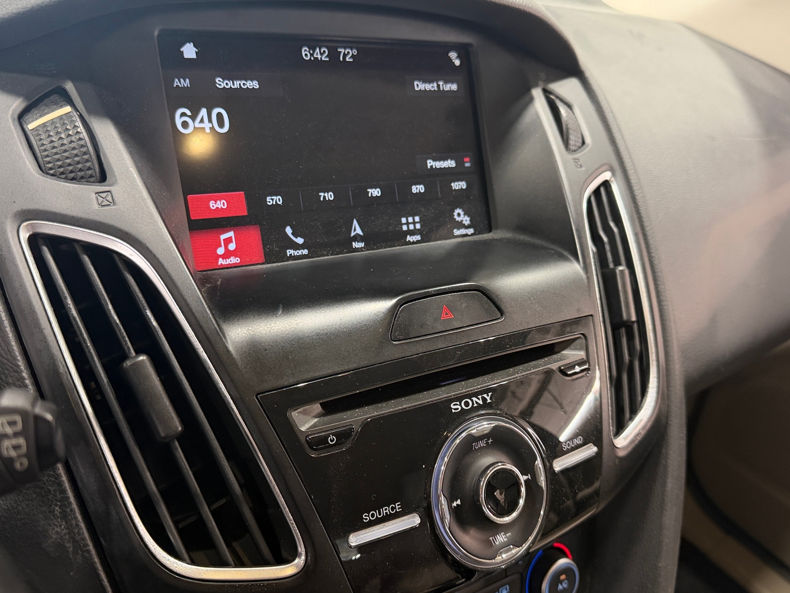 Thumbnail: 2018 Ford Focus - 4