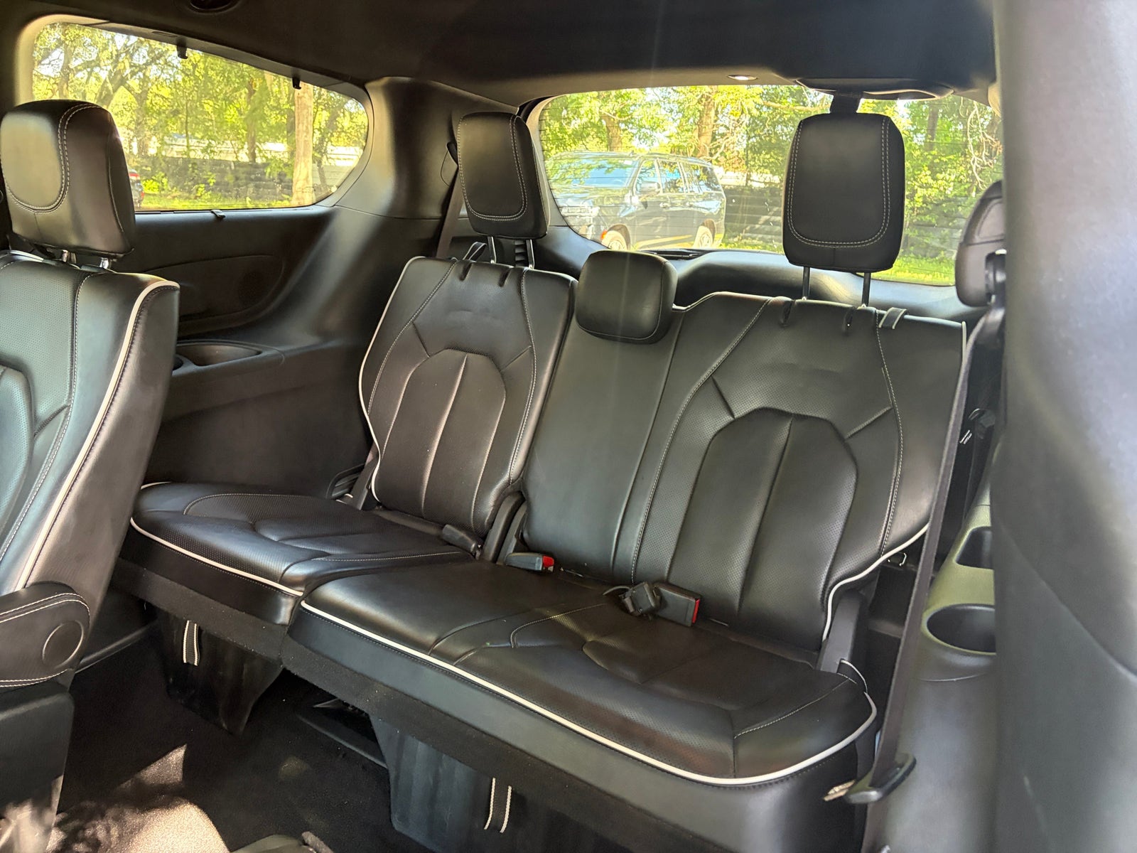Thumbnail: 2025 Chrysler Pacifica - 5