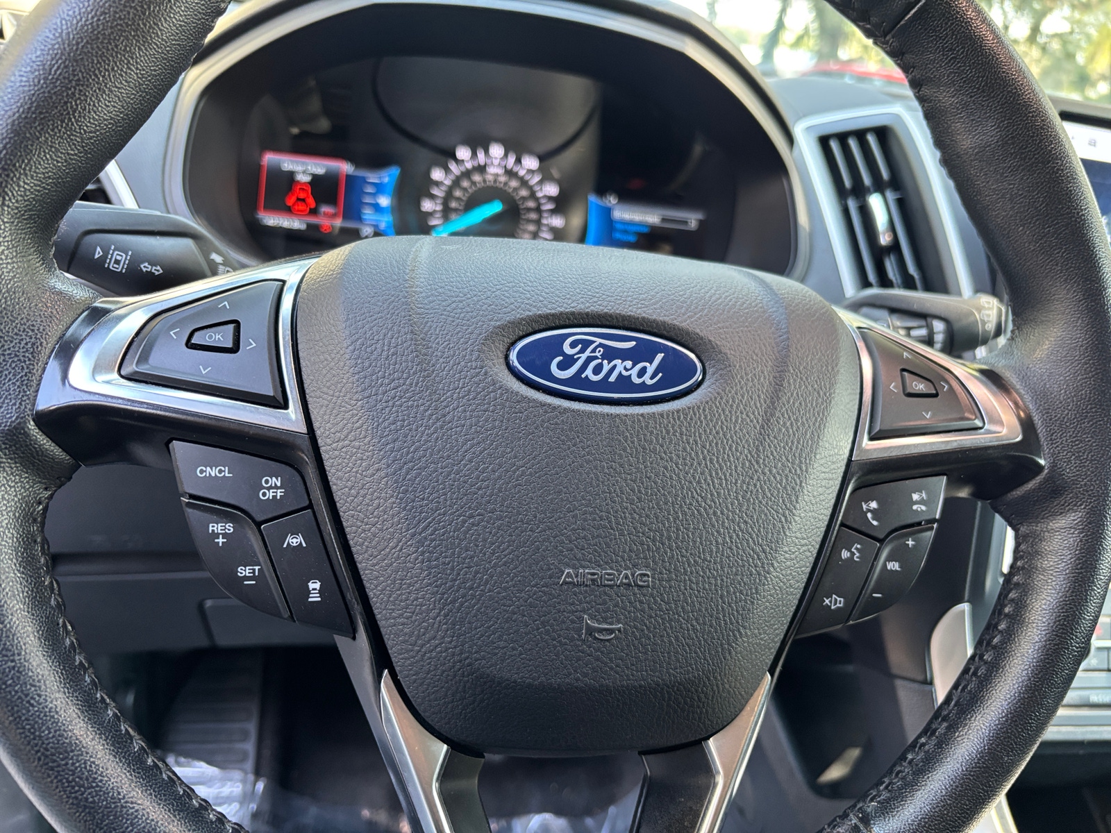 Thumbnail: 2024 Ford Edge - 5