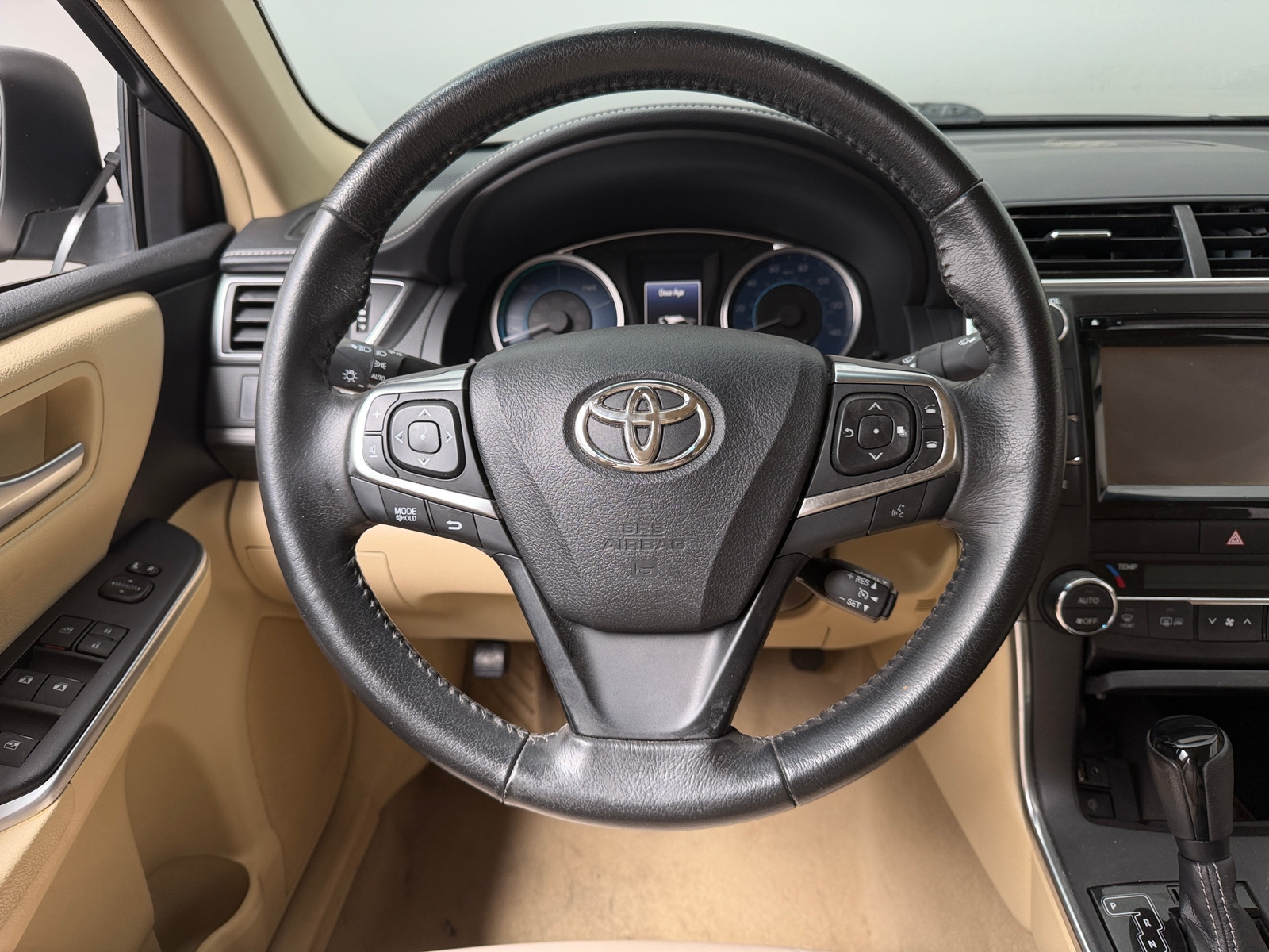 Thumbnail: 2015 Toyota Camry - 5