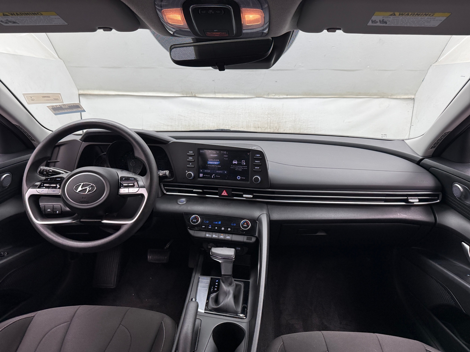 Thumbnail: 2023 Hyundai Elantra - 3