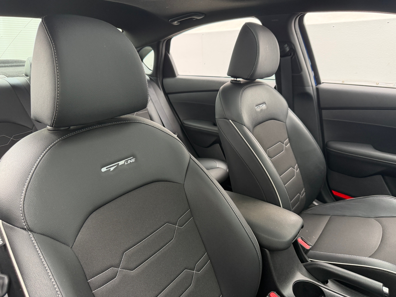 Thumbnail: 2021 Kia Forte - 2