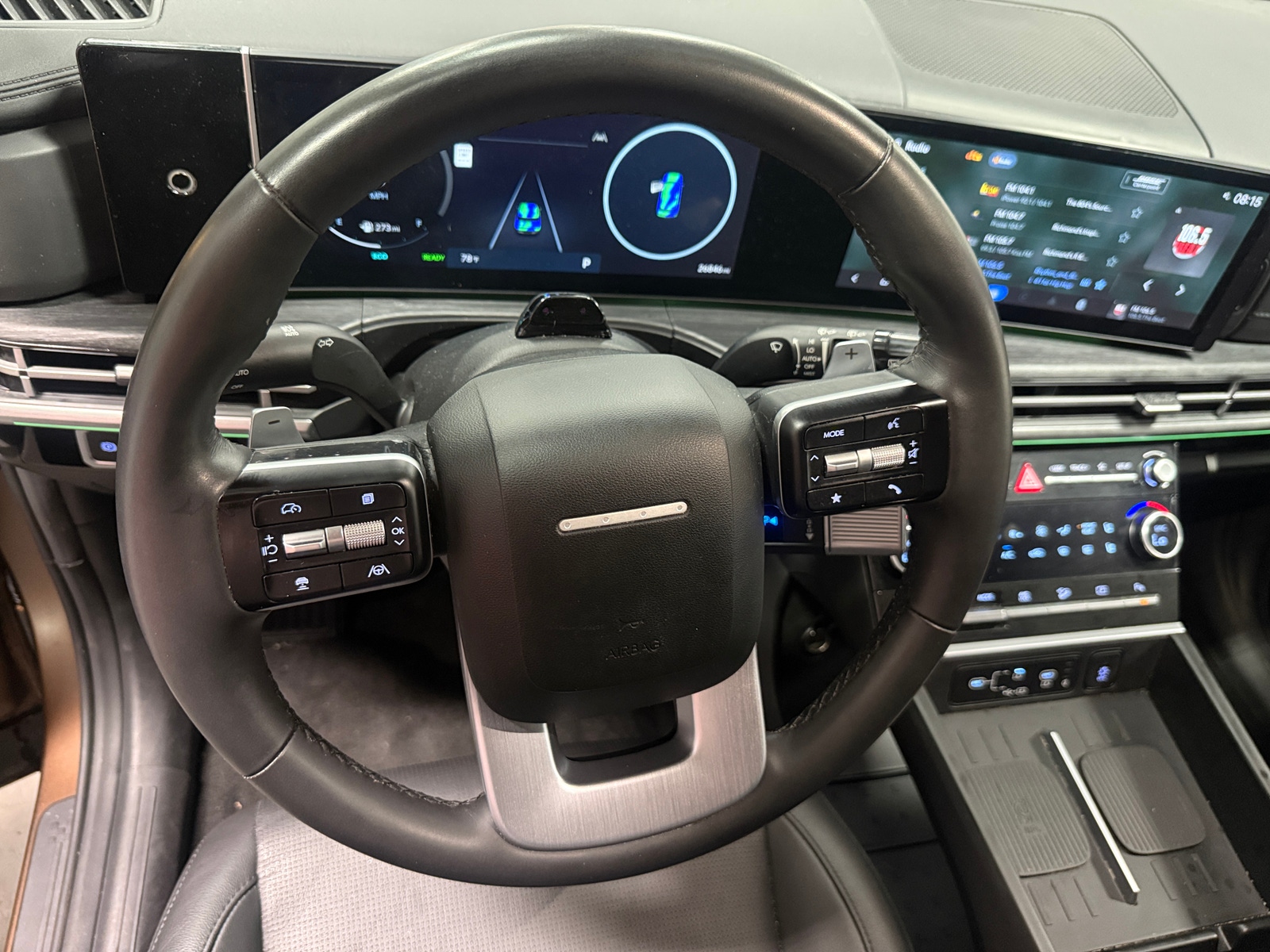 Thumbnail: 2025 Hyundai Santa Fe - 4