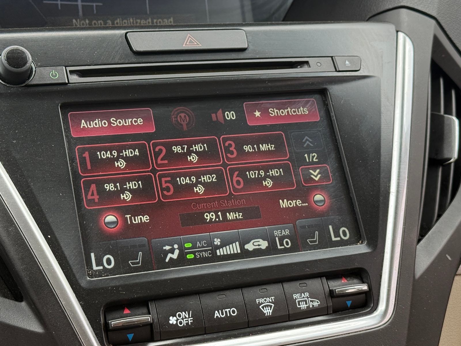 Thumbnail: 2014 Acura MDX - 3