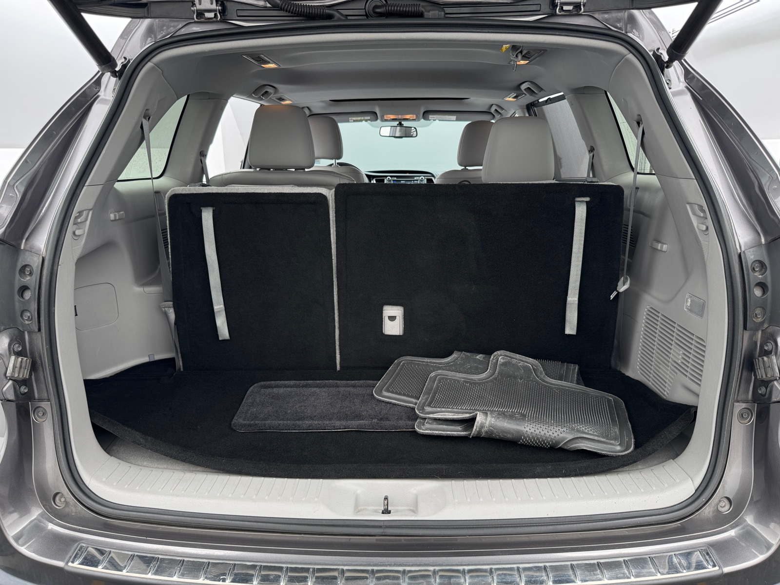 Thumbnail: 2015 Toyota Highlander - 6