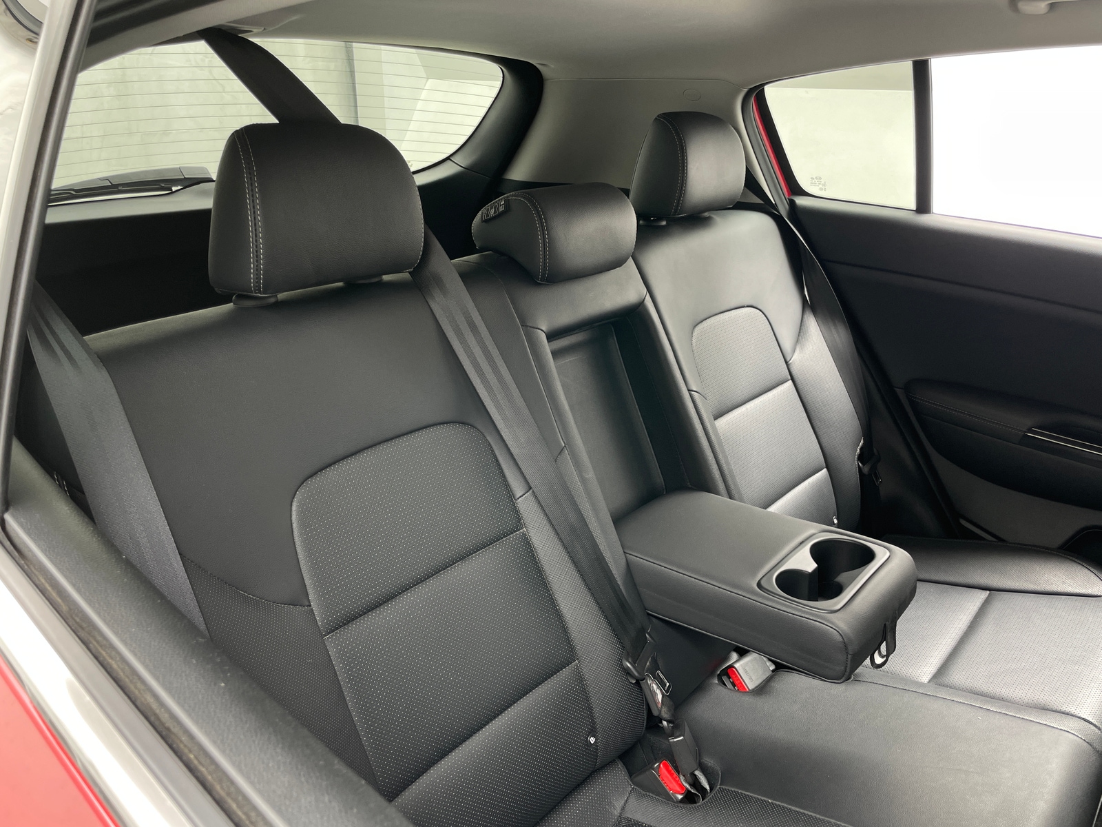Thumbnail: 2020 Kia Sportage - 5