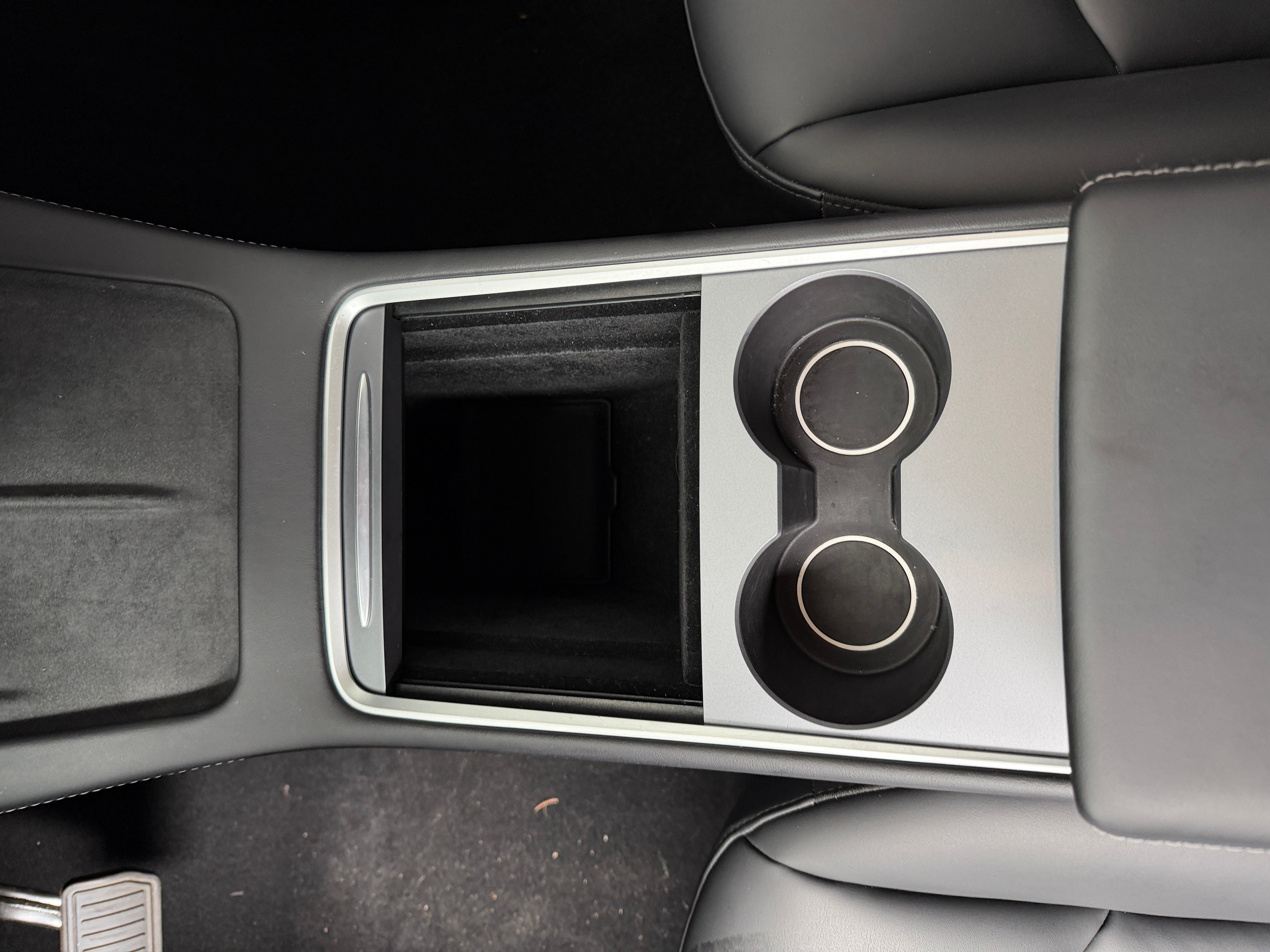 2024 Tesla Model Y Long Range - Photo 7