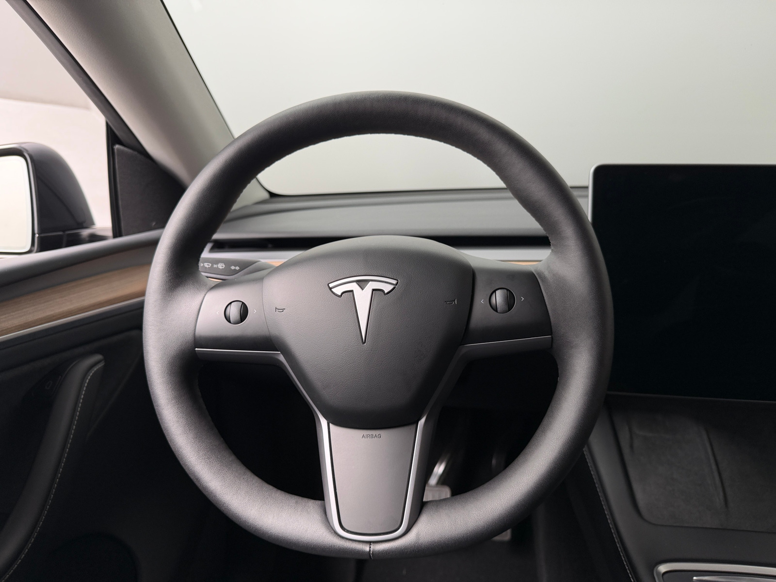 Thumbnail: 2024 Tesla Model Y - 4