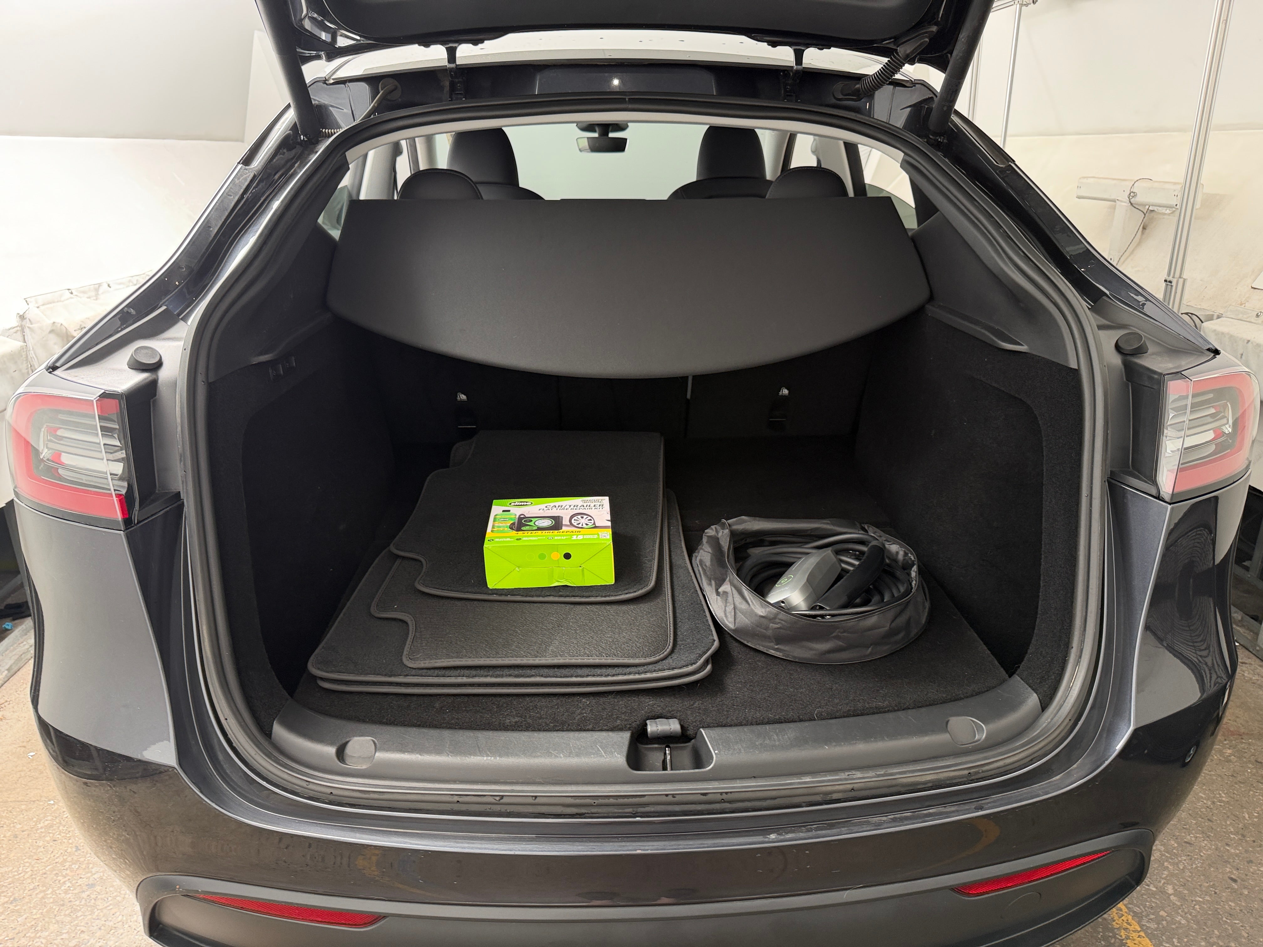 2024 Tesla Model Y Long Range - Photo 8