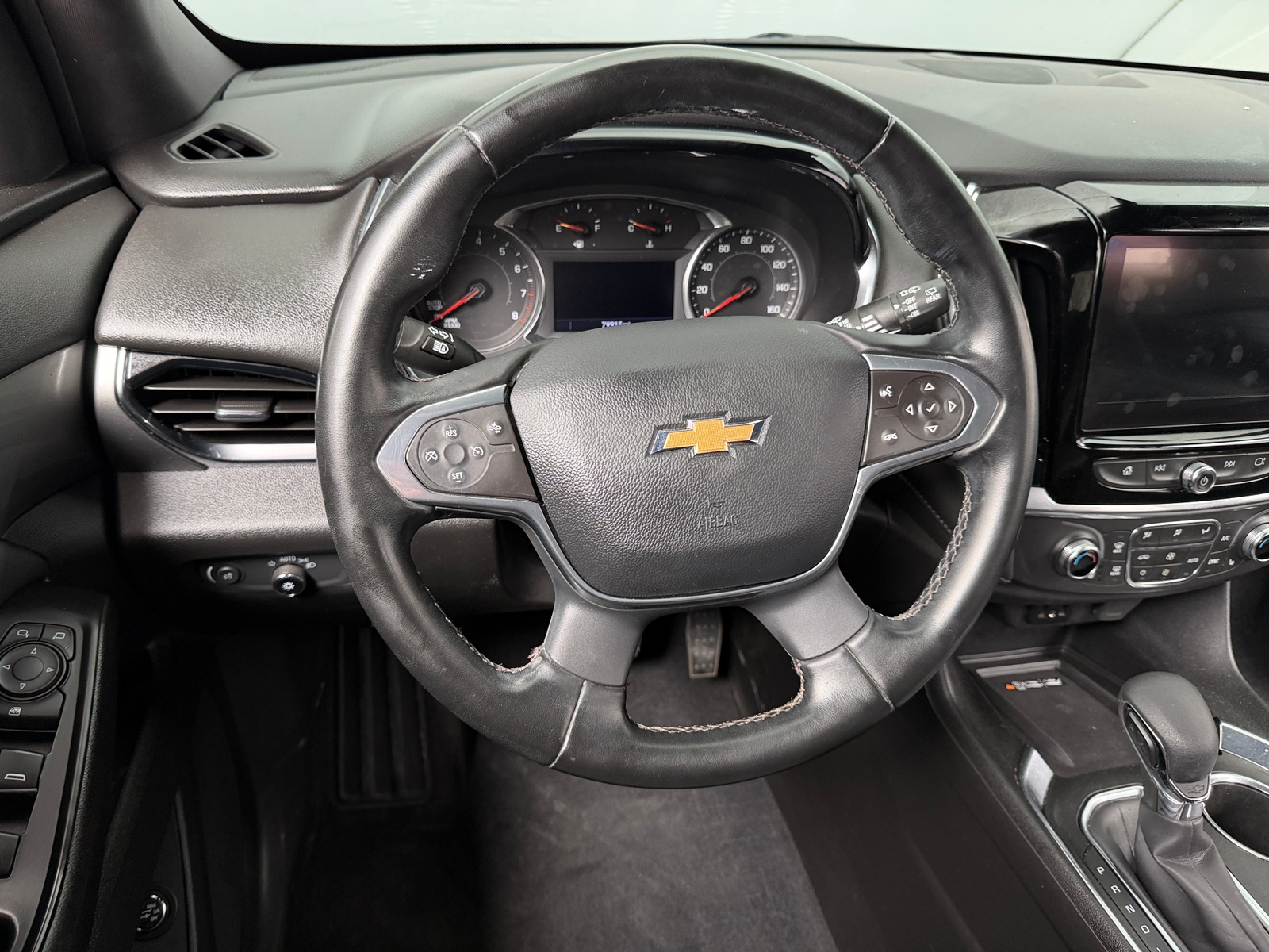Thumbnail: 2023 Chevrolet Traverse - 5