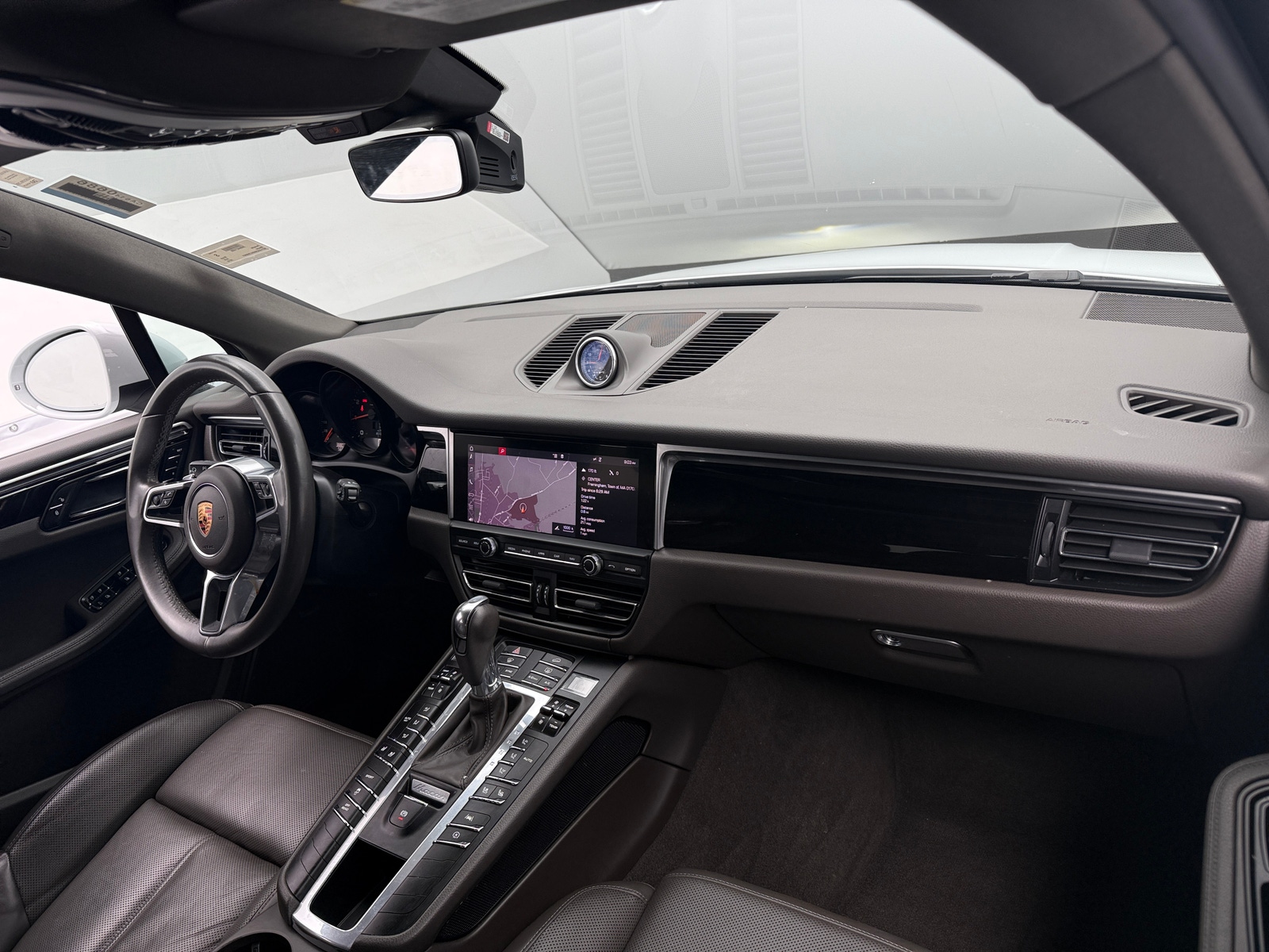 Thumbnail: 2019 Porsche Macan - 2