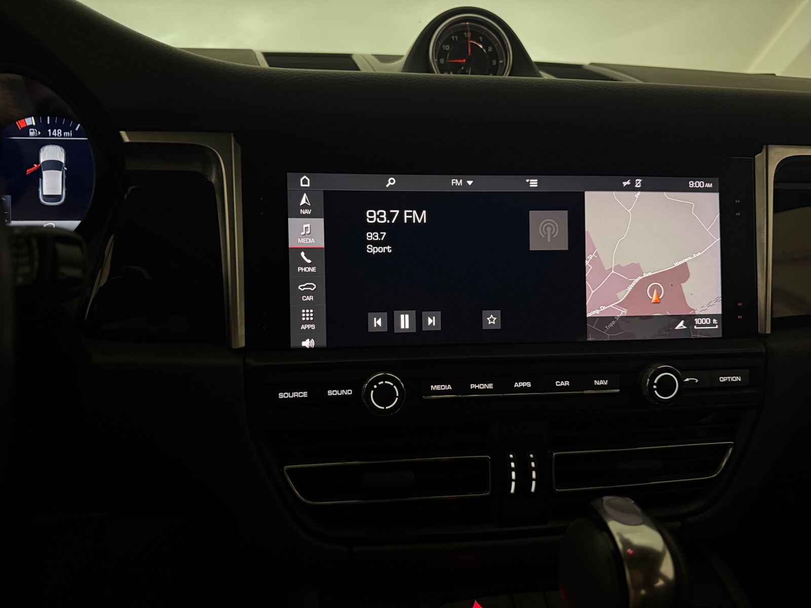 Thumbnail: 2019 Porsche Macan - 3