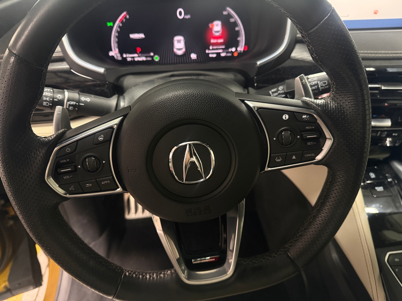Thumbnail: 2022 Acura MDX - 4