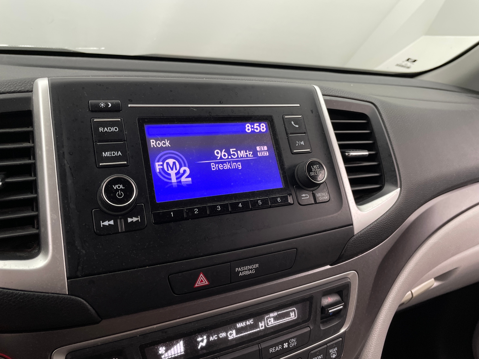 Thumbnail: 2018 Honda Pilot - 4