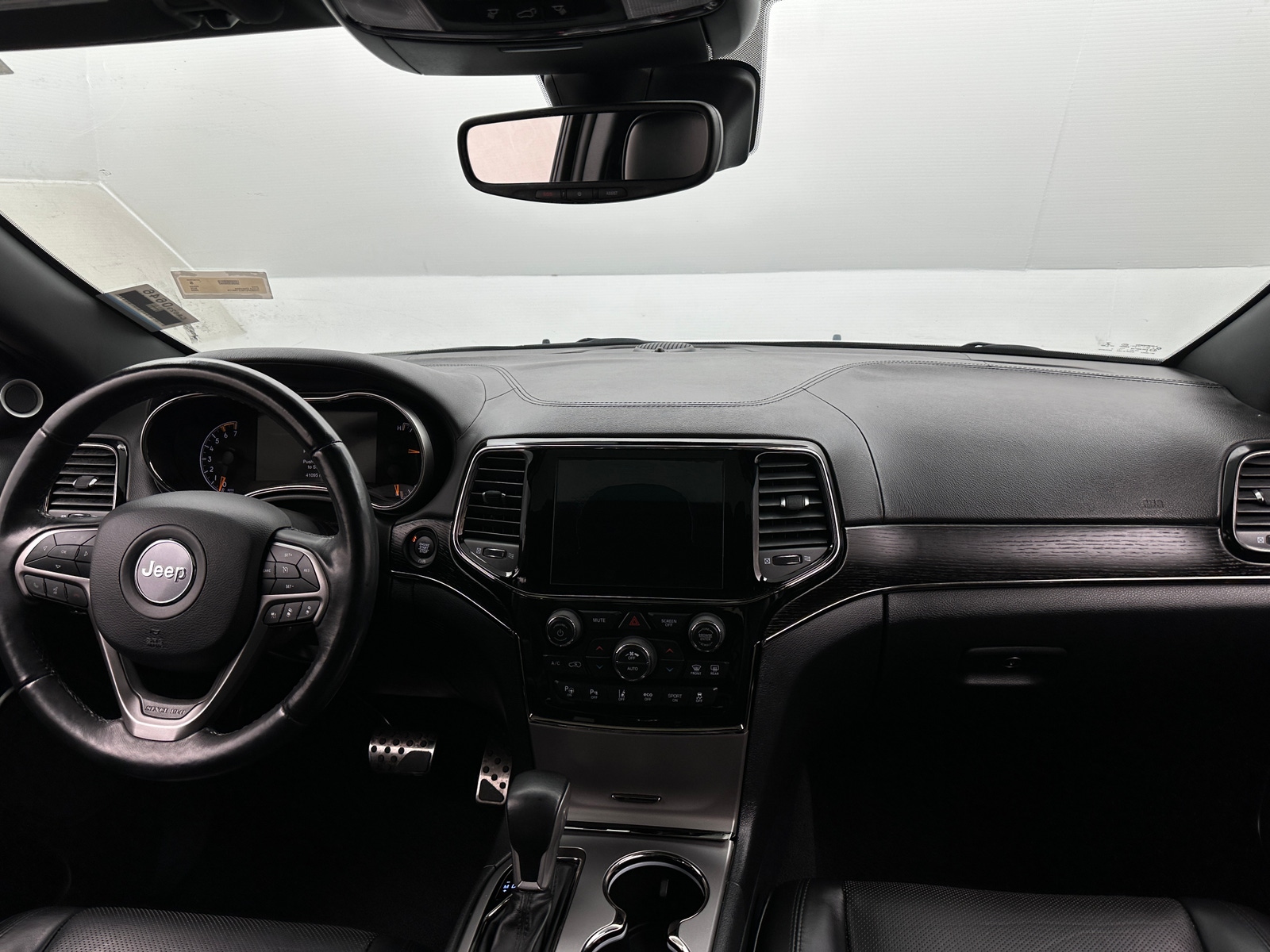 Thumbnail: 2020 Jeep Grand Cherokee - 2
