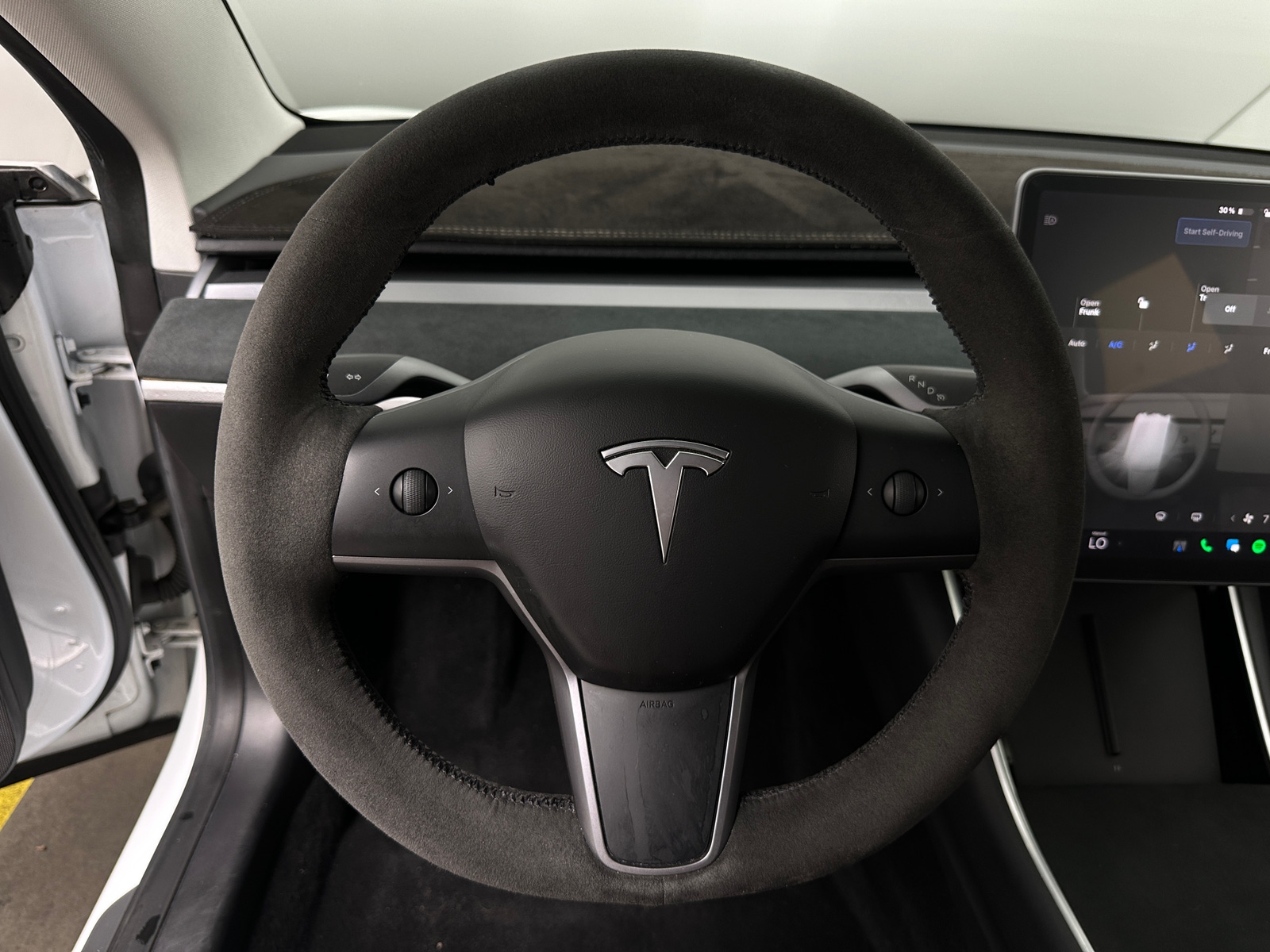 Thumbnail: 2020 Tesla Model 3 - 4