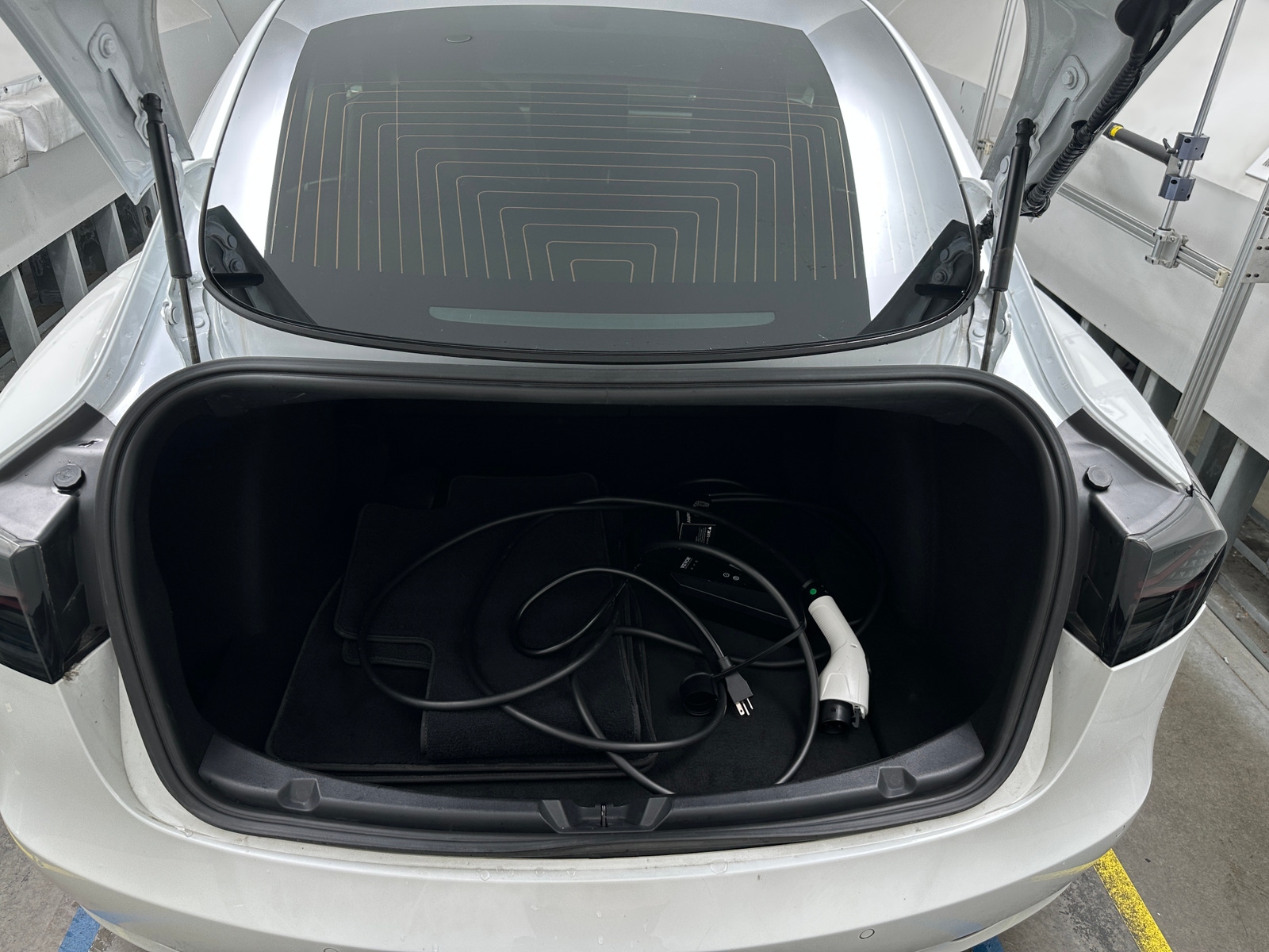 Thumbnail: 2020 Tesla Model 3 - 6