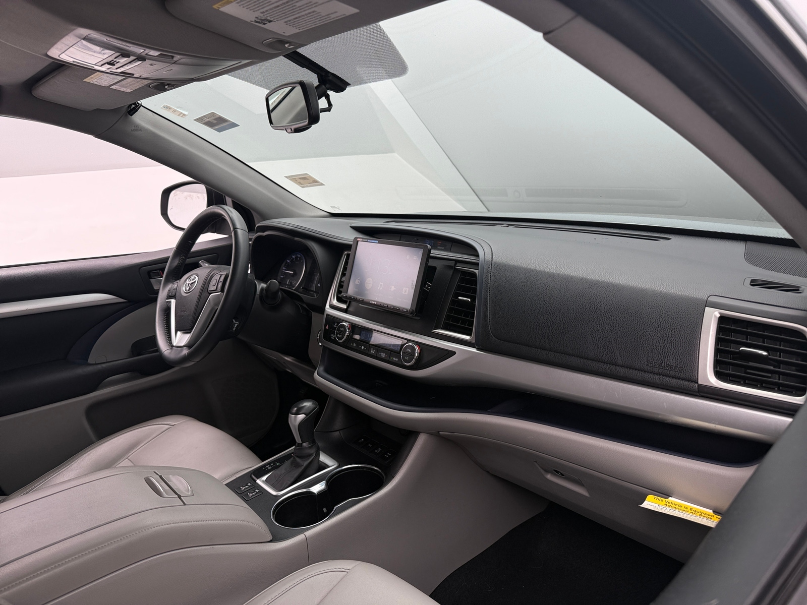 Thumbnail: 2016 Toyota Highlander - 2