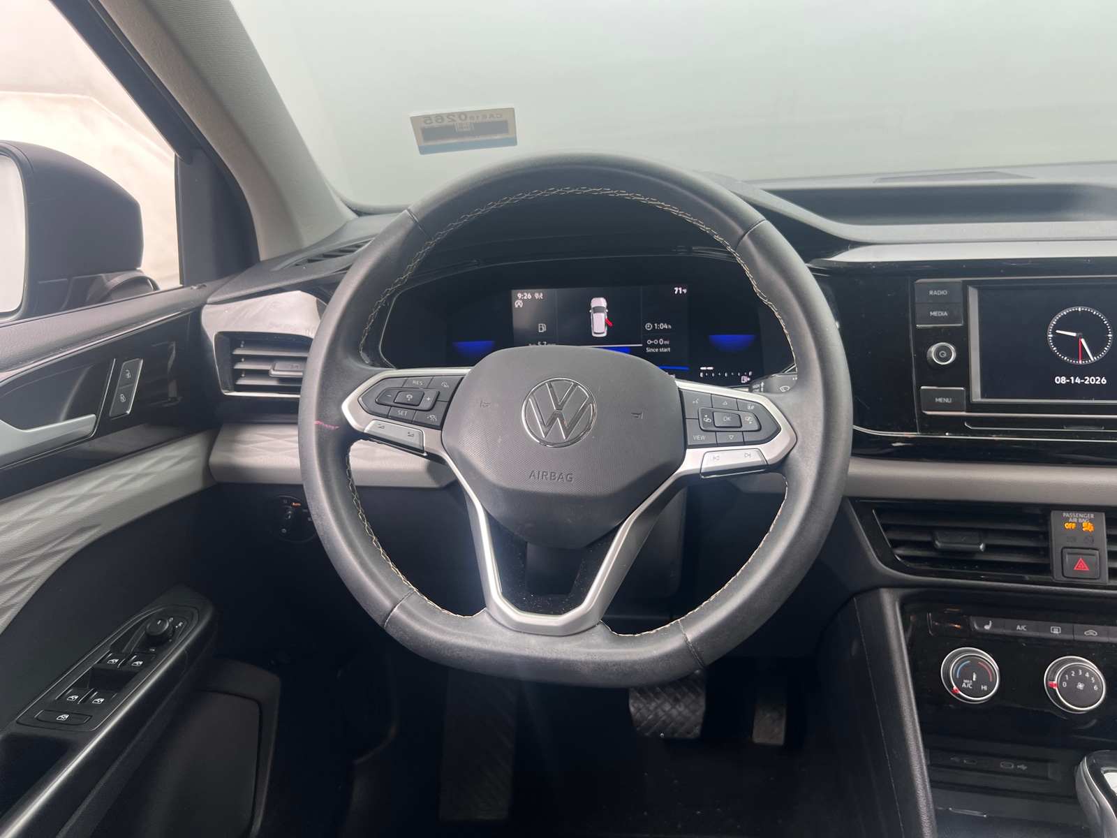Thumbnail: 2023 Volkswagen Taos - 5