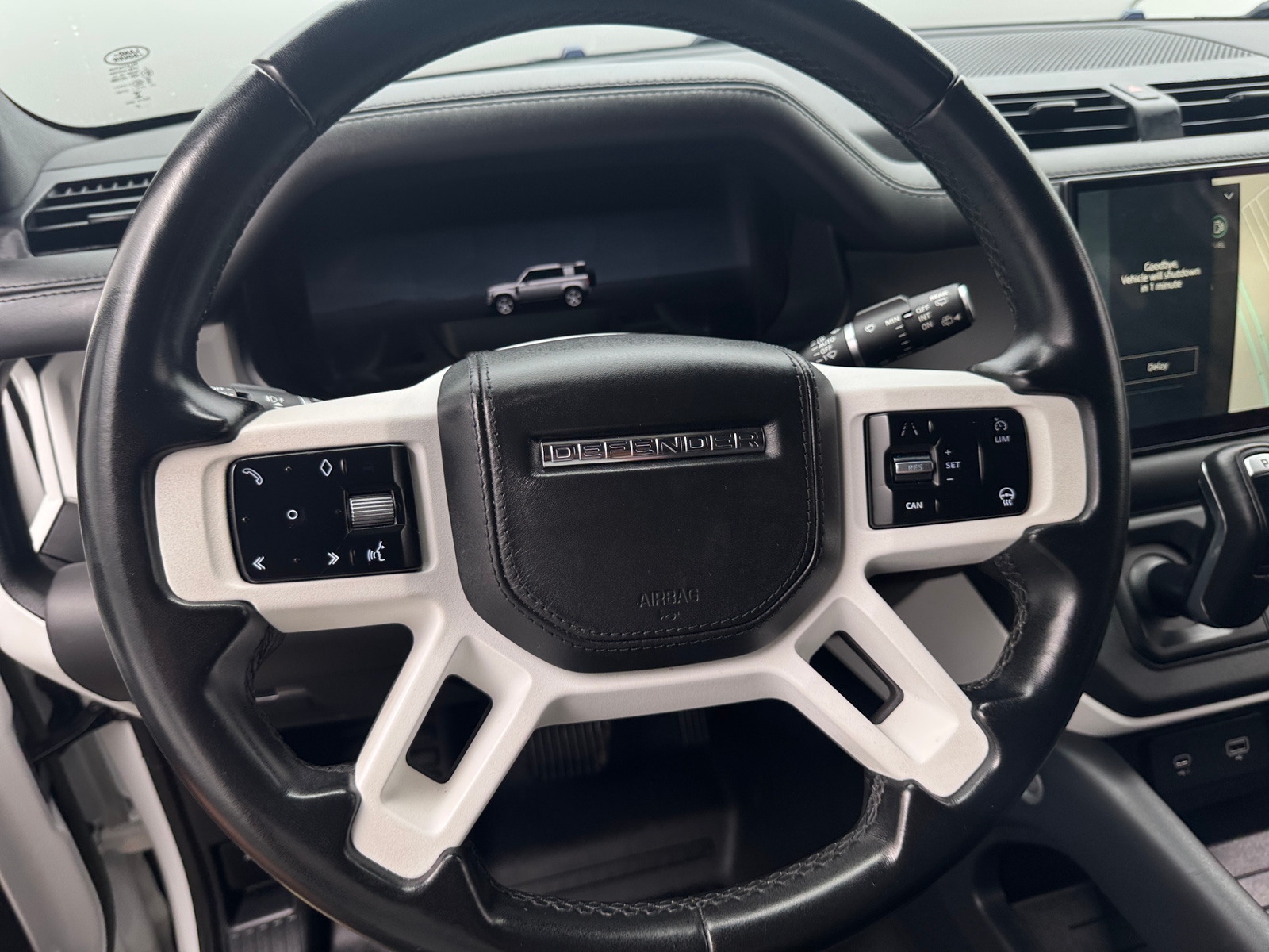 Thumbnail: 2023 Land Rover Defender - 4