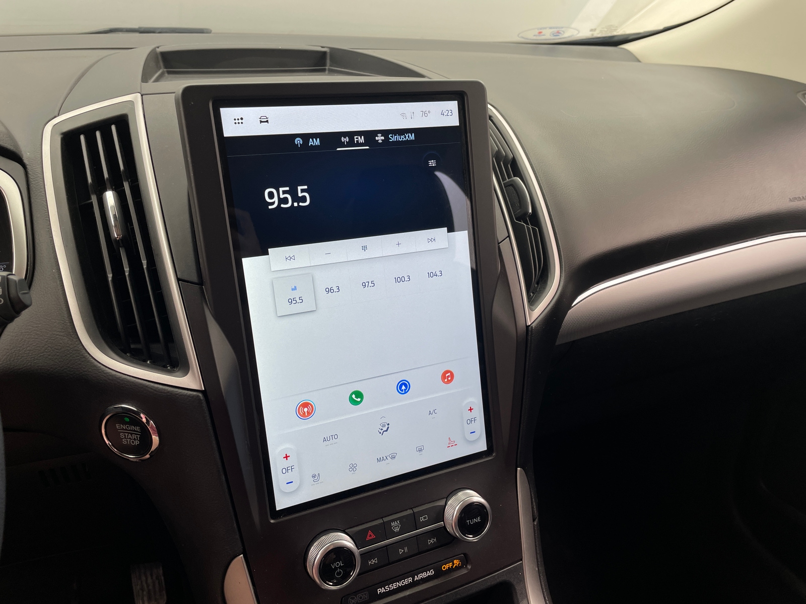 Thumbnail: 2021 Ford Edge - 3