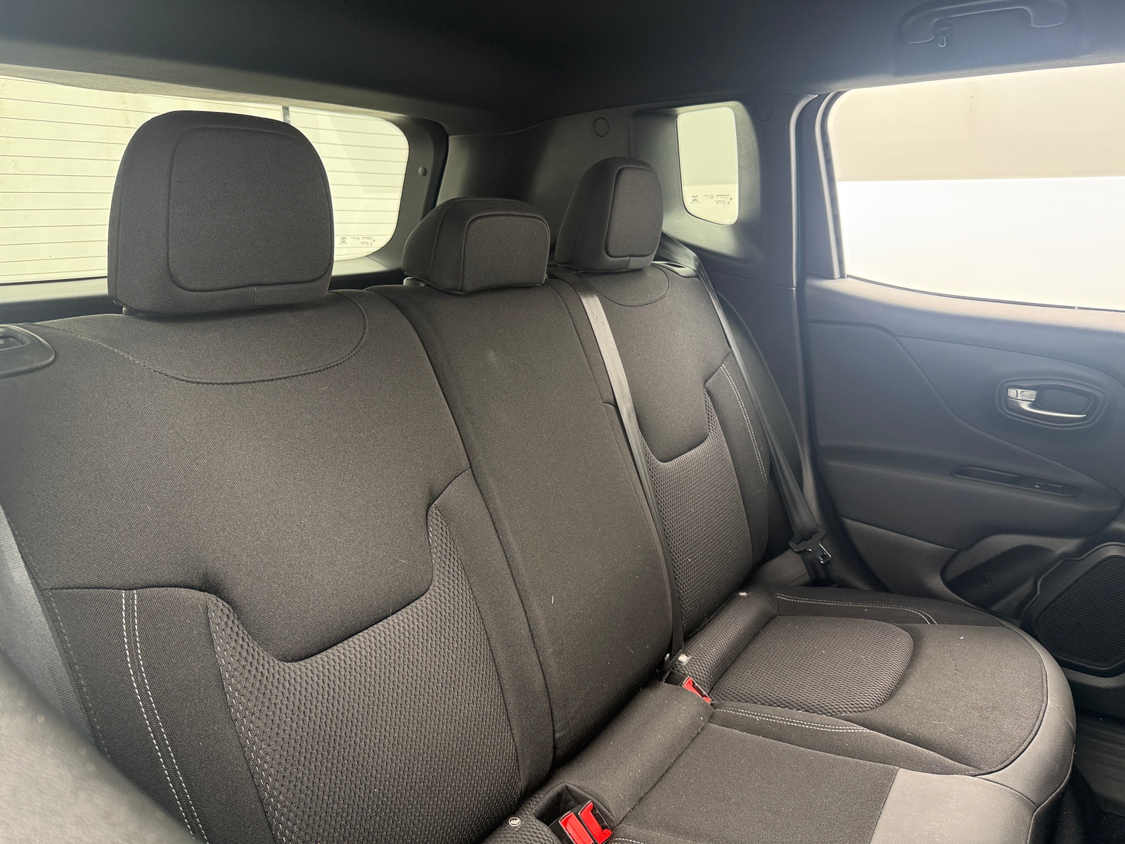 Thumbnail: 2022 Jeep Renegade - 6