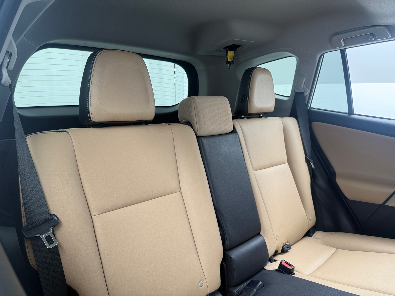 Thumbnail: 2017 Toyota RAV4 - 5