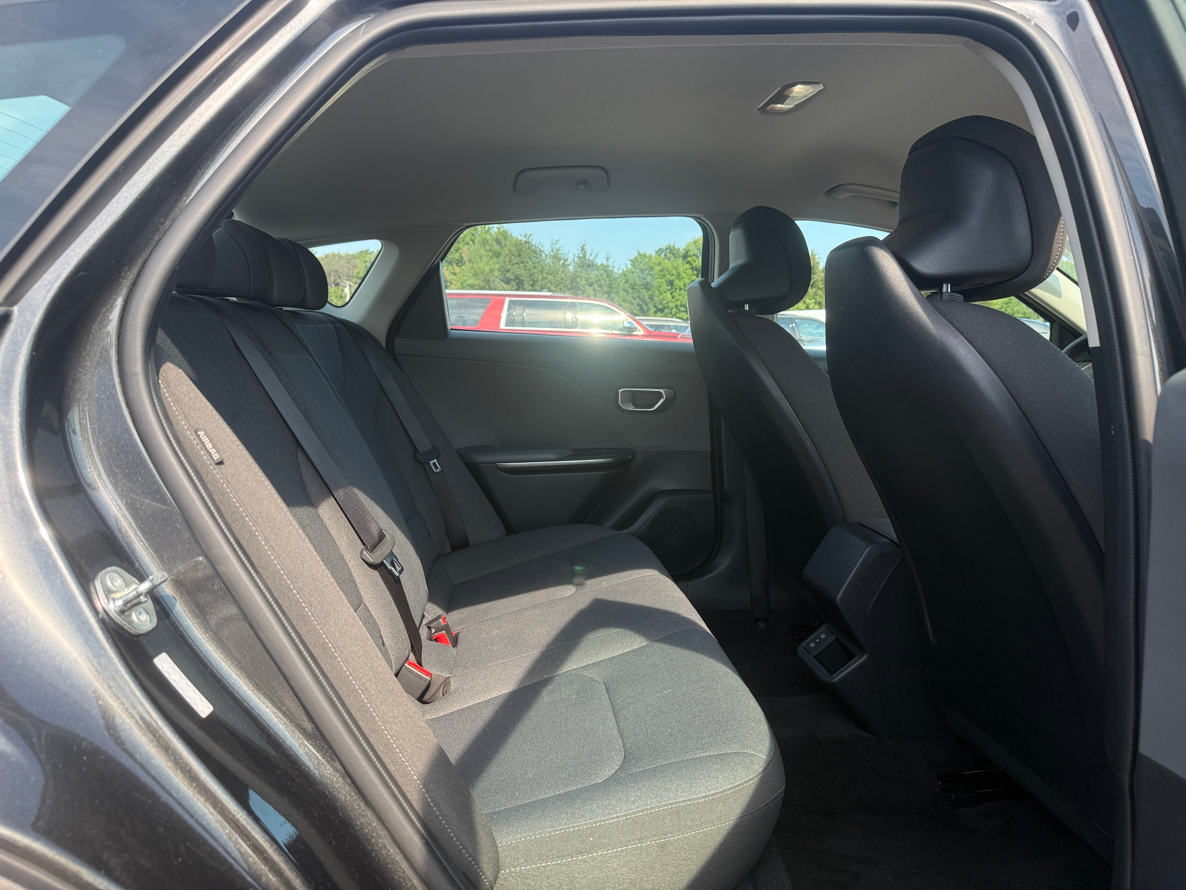 2025 Kia K4 LXS - Photo 6
