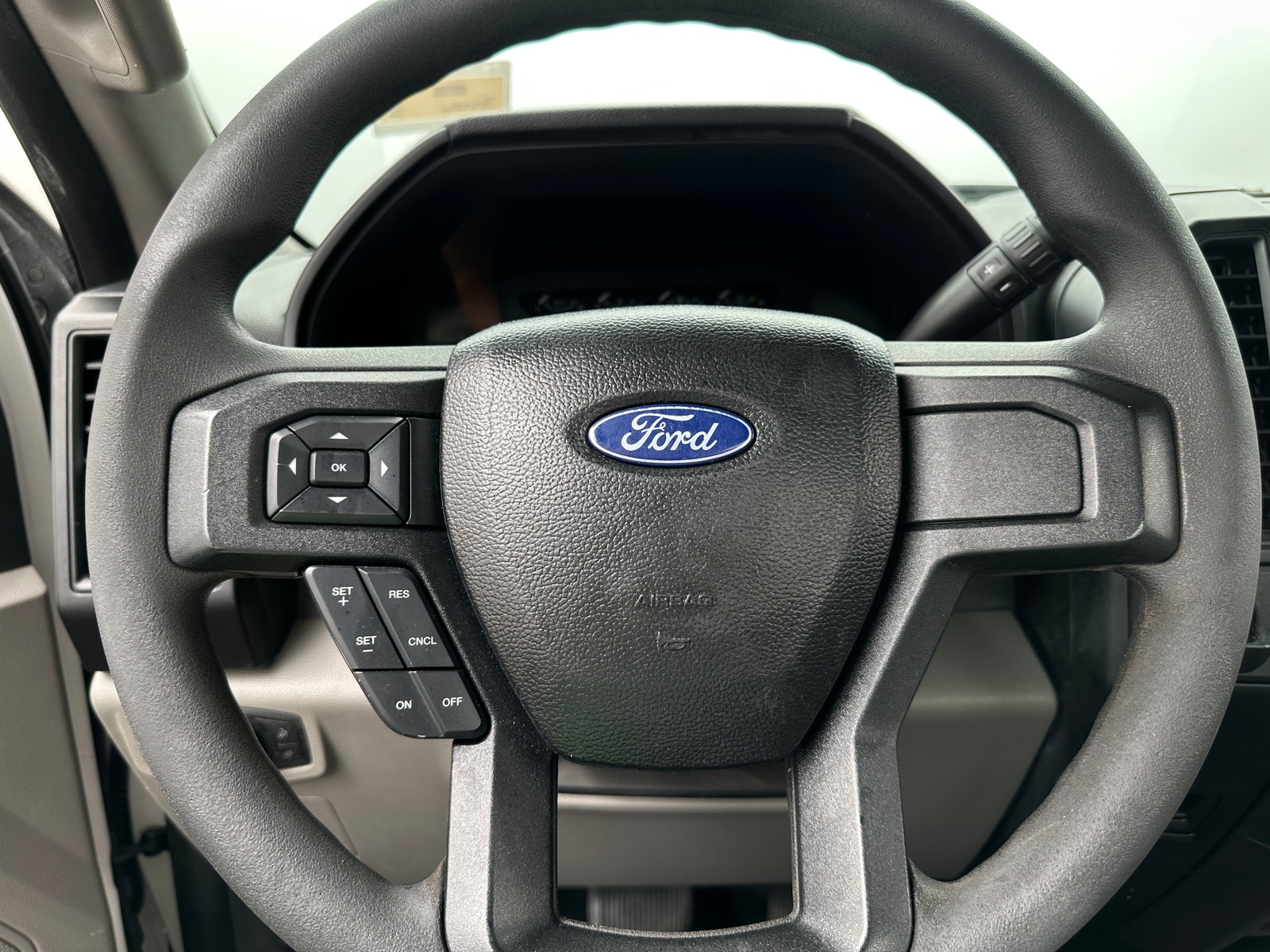 Thumbnail: 2018 Ford Econoline - 4