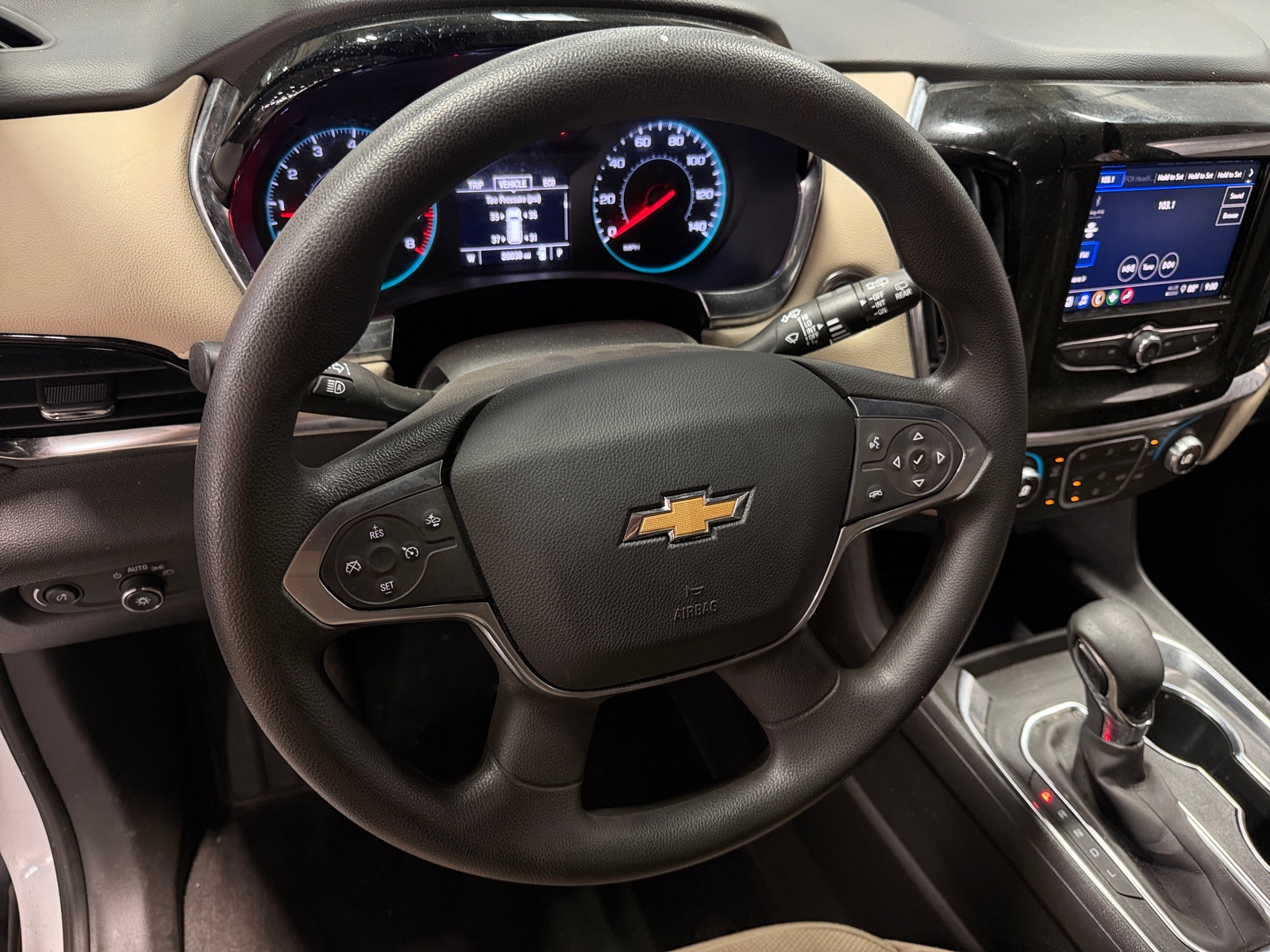 Thumbnail: 2023 Chevrolet Traverse - 5