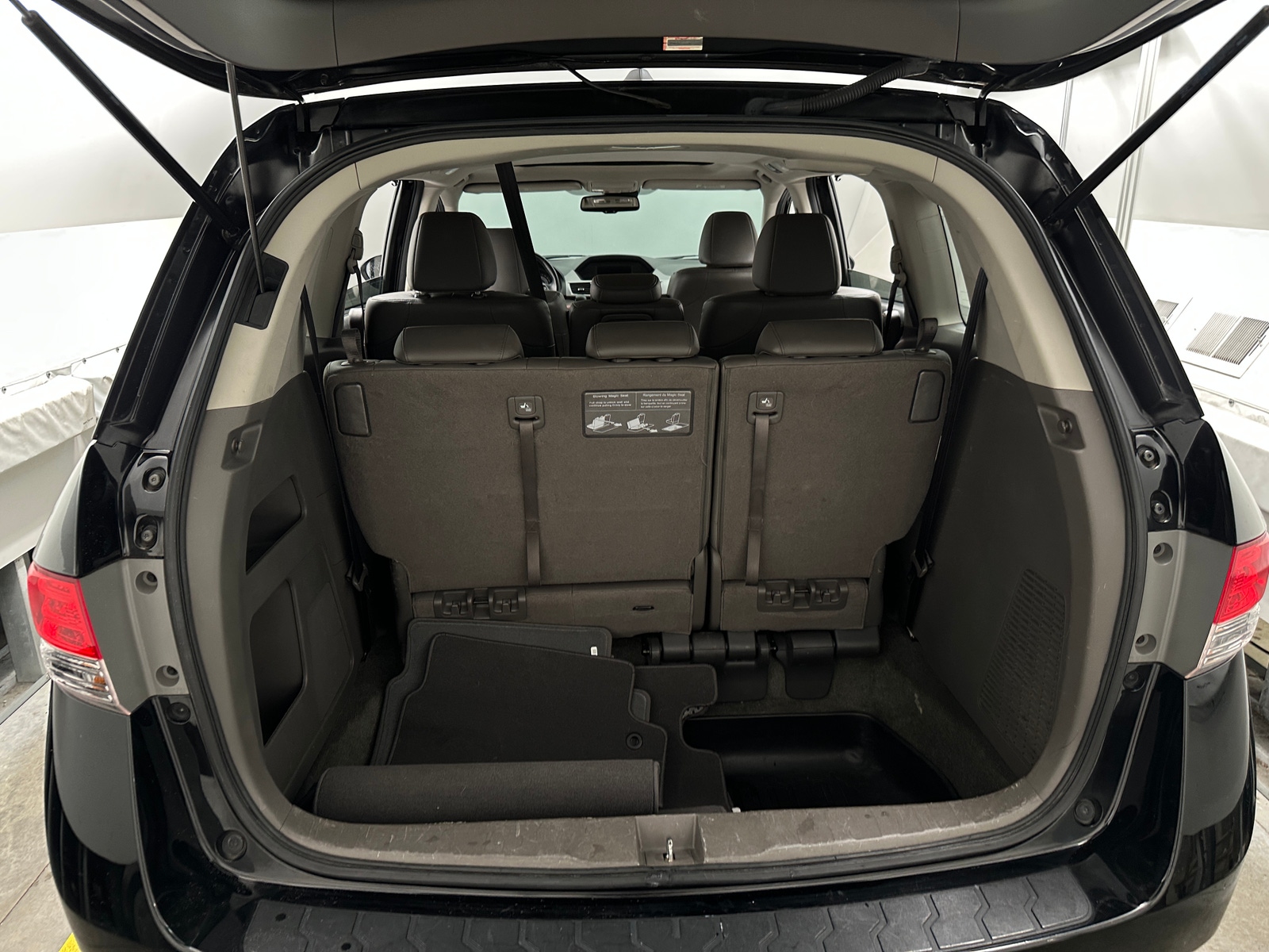 Thumbnail: 2016 Honda Odyssey - 6
