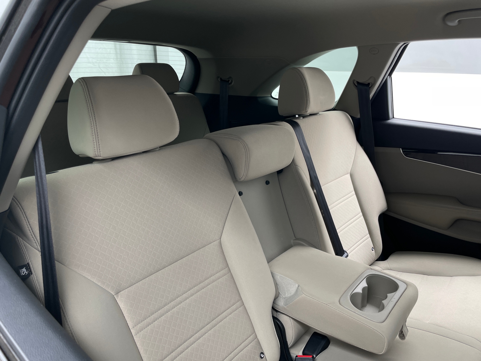 Thumbnail: 2020 Kia Sorento - 6