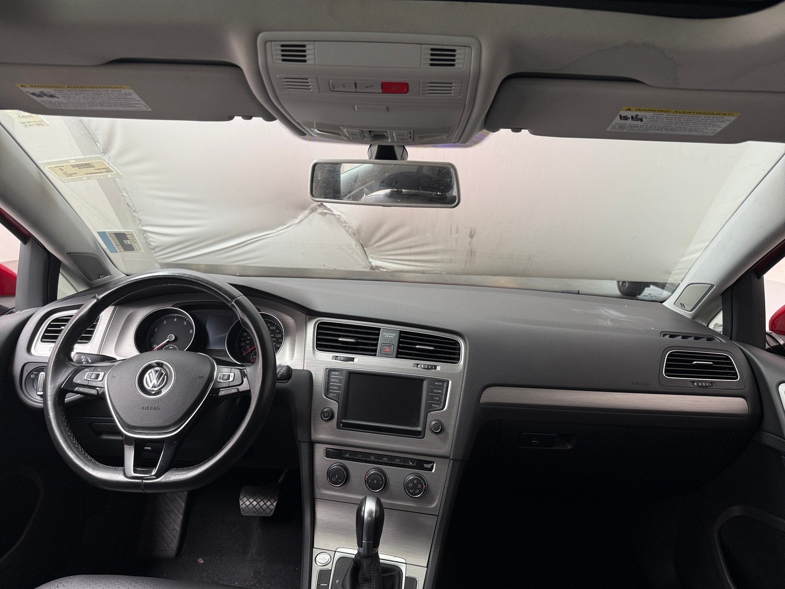 Thumbnail: 2016 Volkswagen Golf - 3