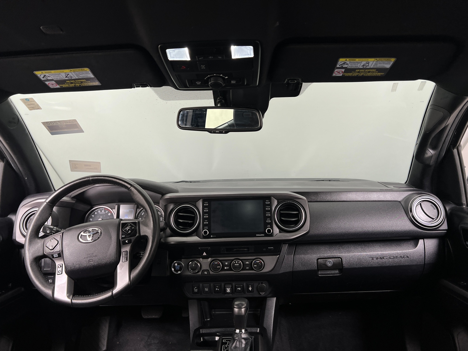 Thumbnail: 2022 Toyota Tacoma - 3