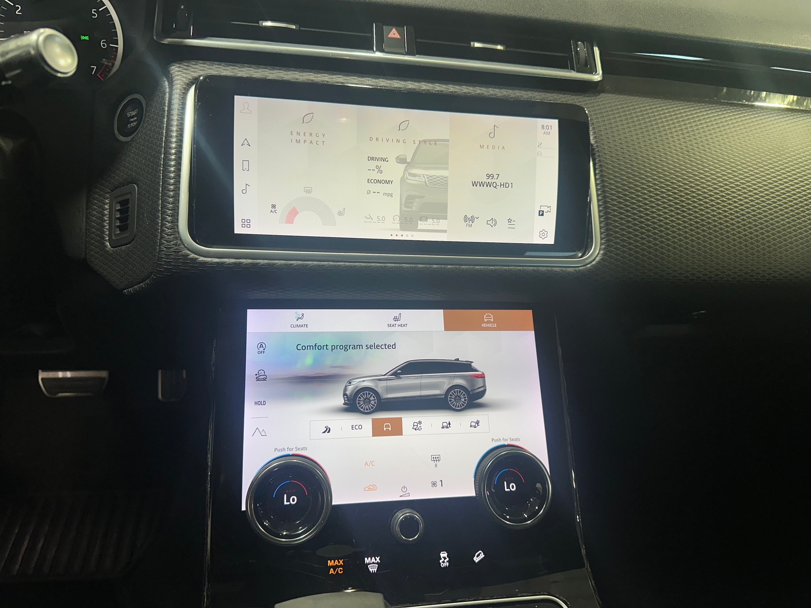 Thumbnail: 2022 Land Rover Range Rover Velar - 4