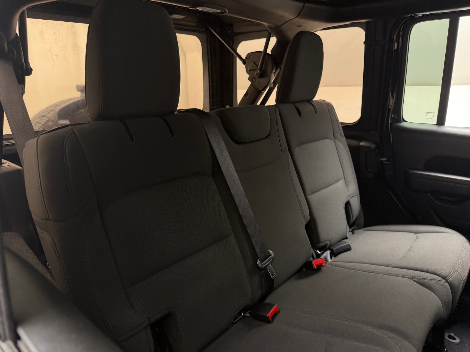Thumbnail: 2022 Jeep Wrangler - 6
