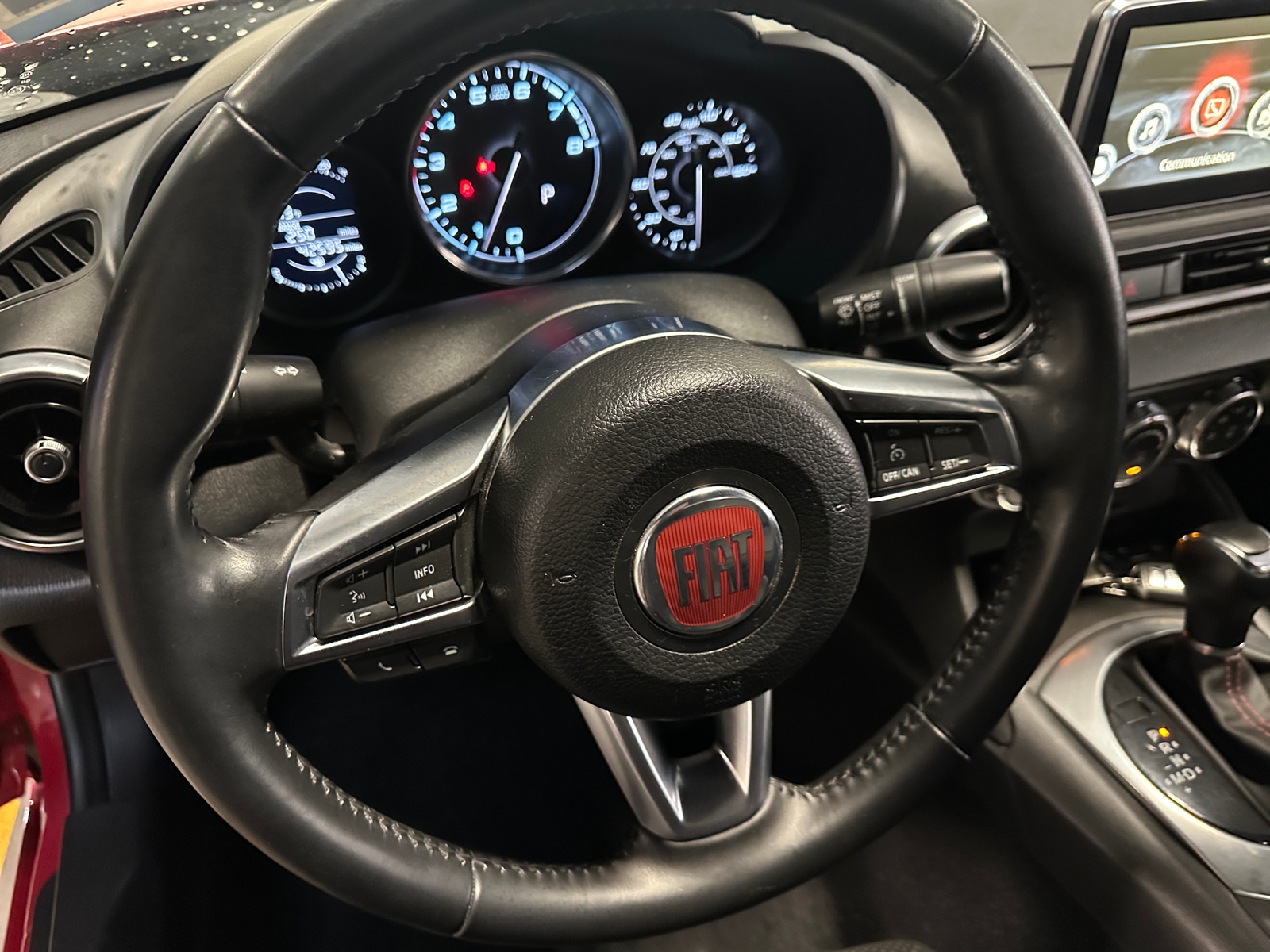 Thumbnail: 2020 Fiat 124 Spider - 3