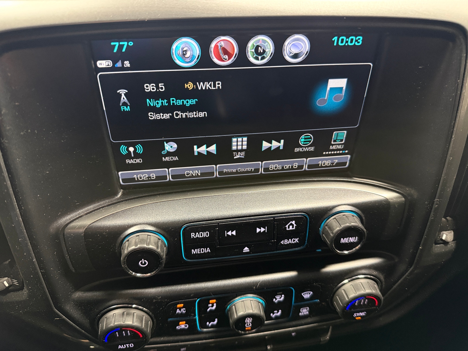 Thumbnail: 2017 Chevrolet Silverado 1500 - 4