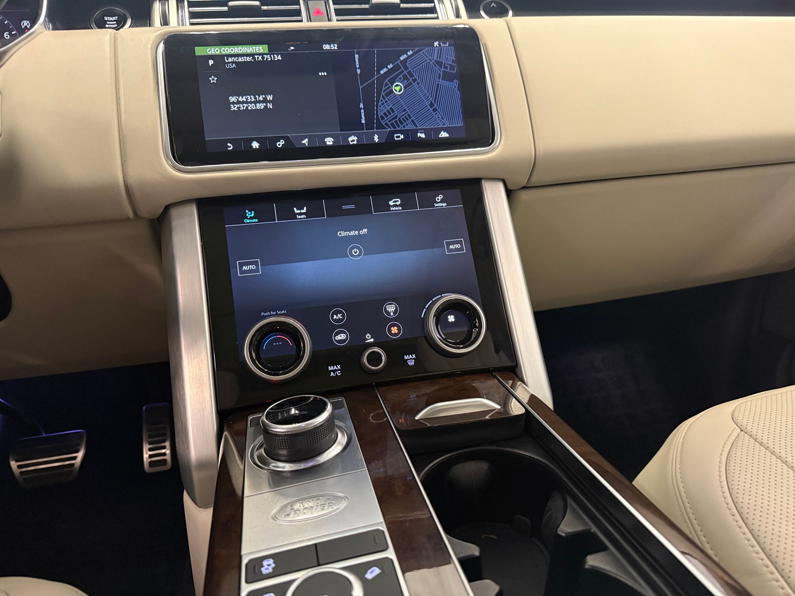 Thumbnail: 2021 Land Rover Range Rover - 3