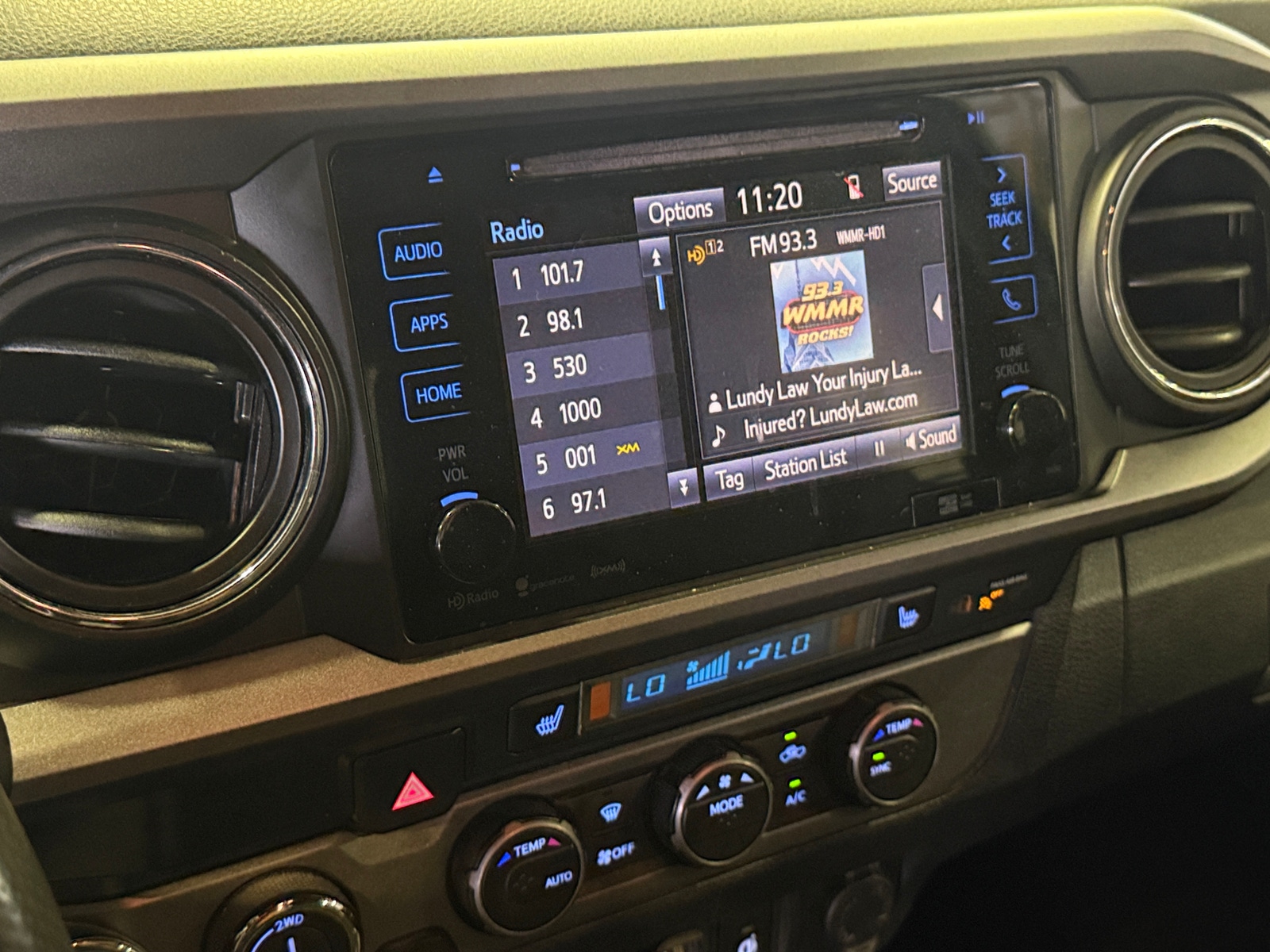 Thumbnail: 2019 Toyota Tacoma - 4