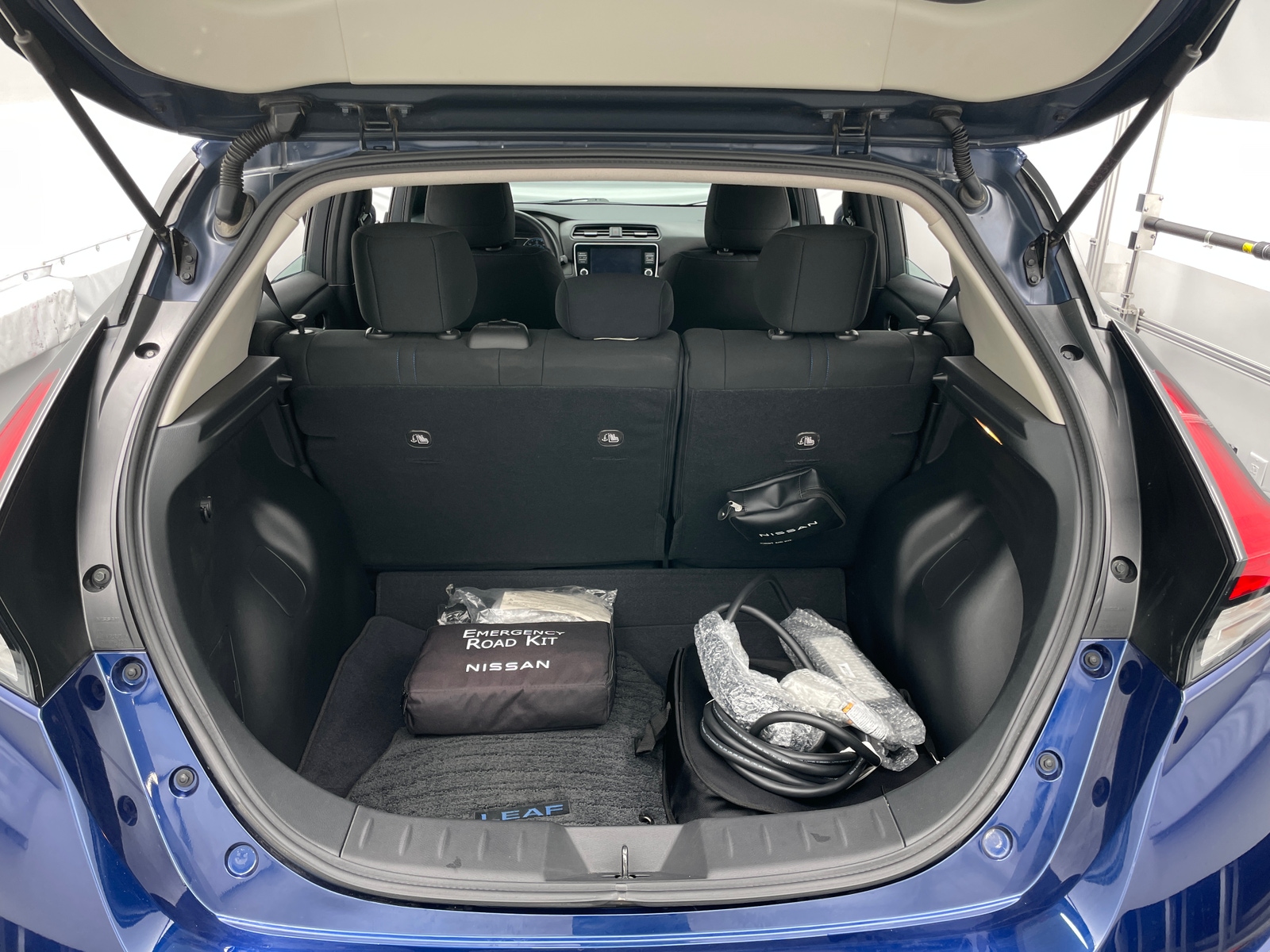 Thumbnail: 2025 Nissan Leaf - 7