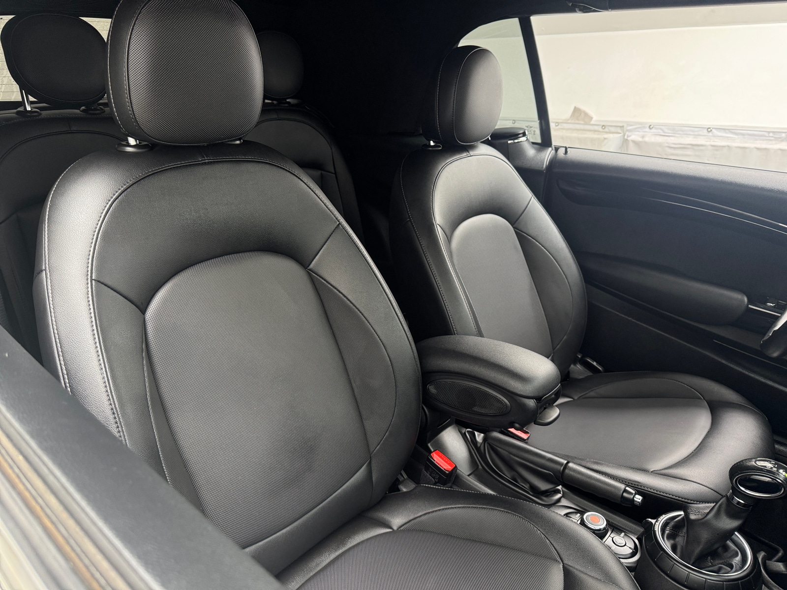 Thumbnail: 2016 MINI Cooper Convertible - 2