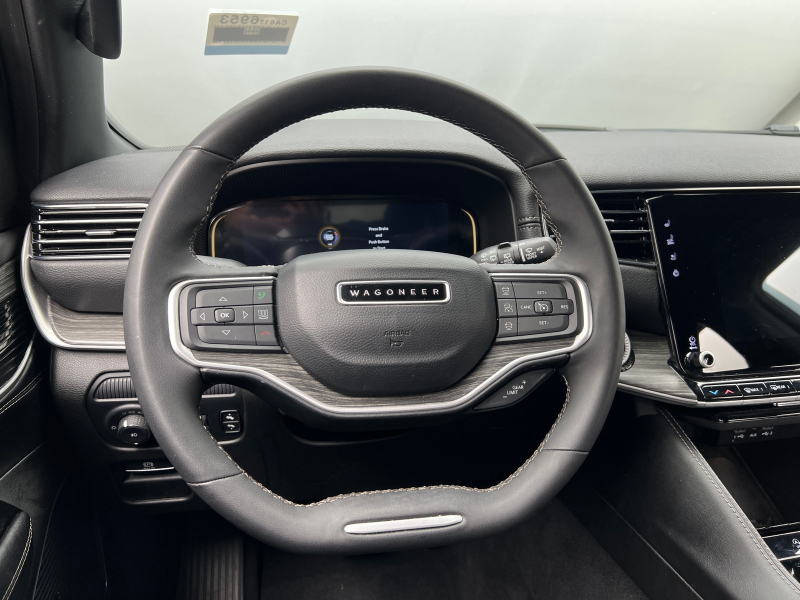 Thumbnail: 2024 Jeep Wagoneer - 4