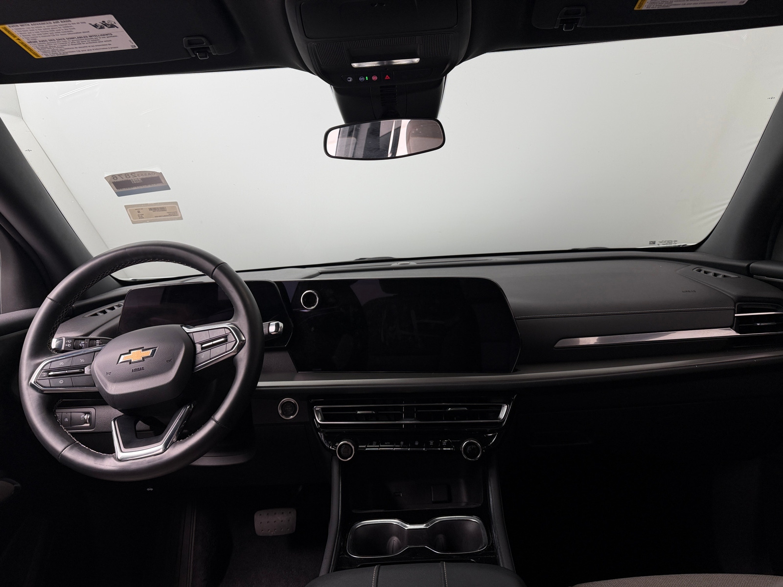 Thumbnail: 2025 Chevrolet Traverse - 3
