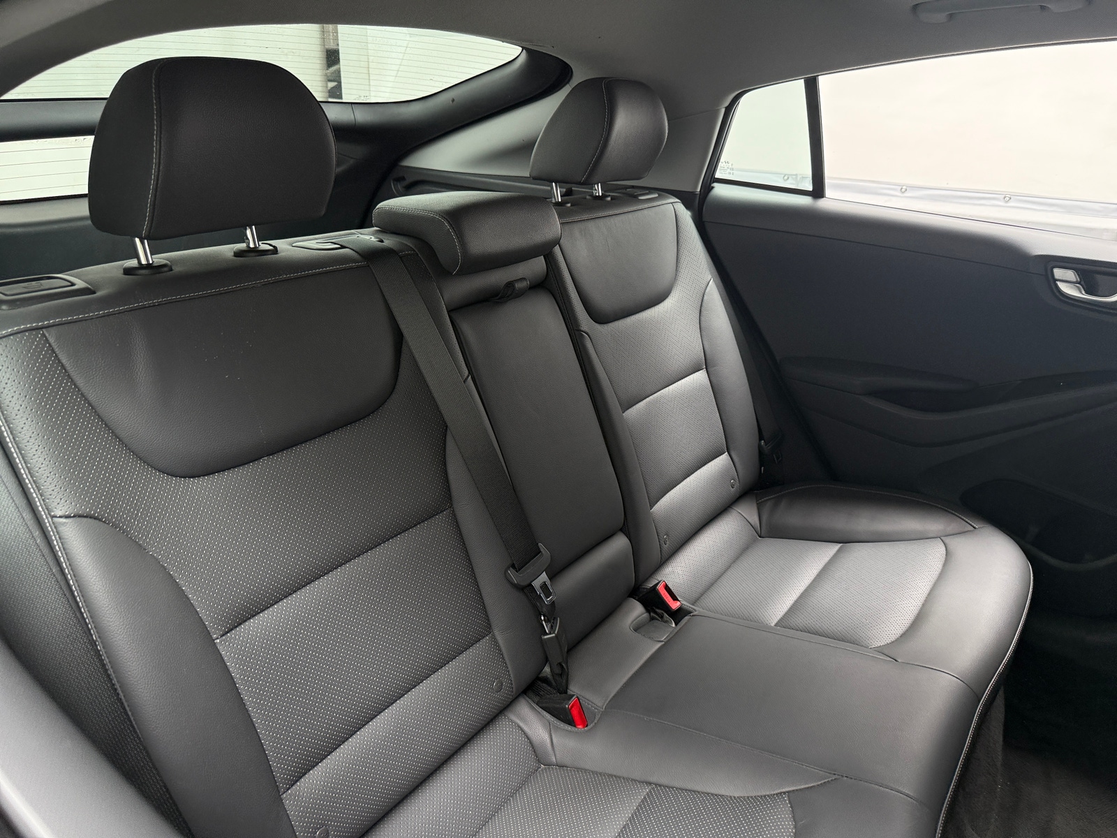 Thumbnail: 2019 Hyundai Ioniq - 5
