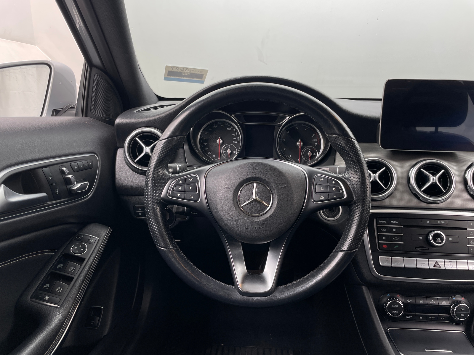 Thumbnail: 2019 Mercedes-Benz GLA - 4
